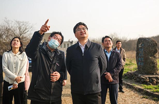 县委书记邓勇调研全域旅游重点资源及项目