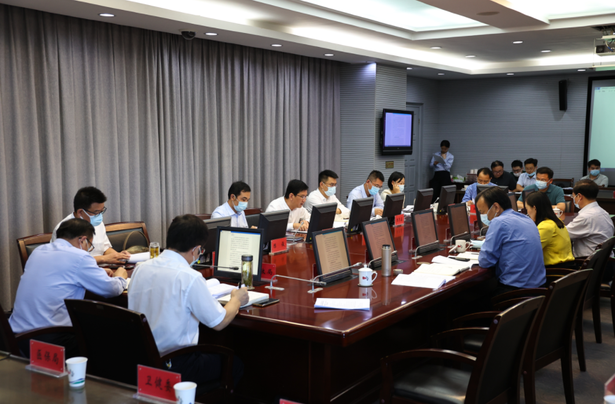20220930县政府党组（扩大）会议和十八届八次常务会议召开3.png