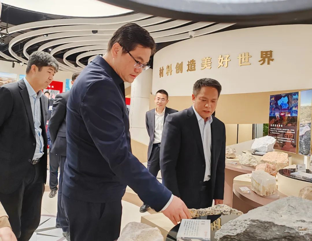 20230401邓勇率队赴北京开展招商考察4.jpg