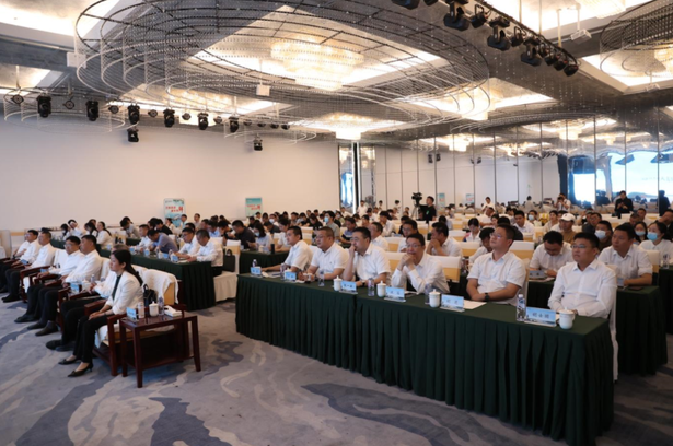 20230601盱眙县与邮政集团签订战略合作协议并举行极速鲜龙虾寄递发布会5.png