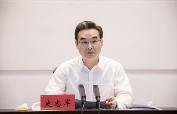 20230709我县召开领导干部大会——宣布省委、市委关于盱眙县委主要领导职务调整的决定2.png