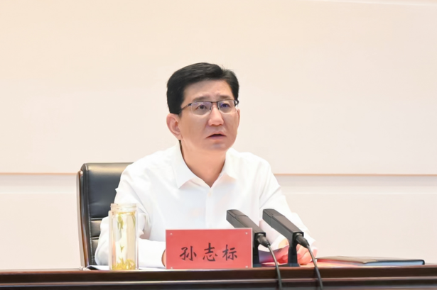20230823盱眙县“雏燕助飞”工程助学金发放仪式暨关爱未成年人“18岁阳光行动”推进会召开2.png