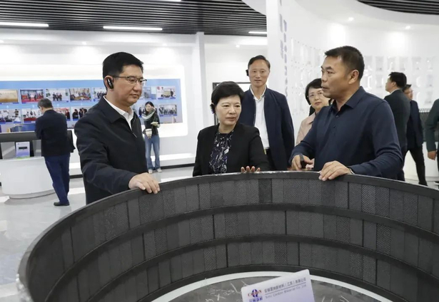 20231021市委市政府举行2023年第三次重特大产业项目攻坚拉练5.jpg