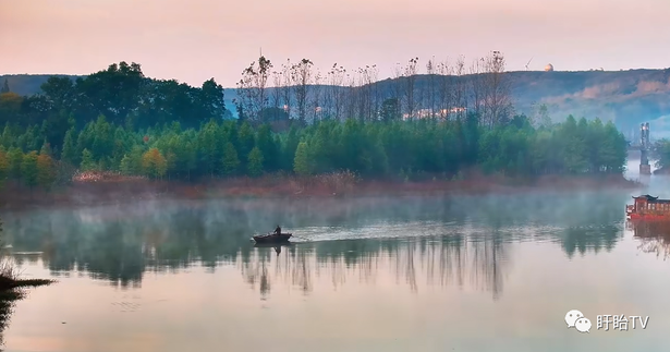 20231101天泉湖美景2.png