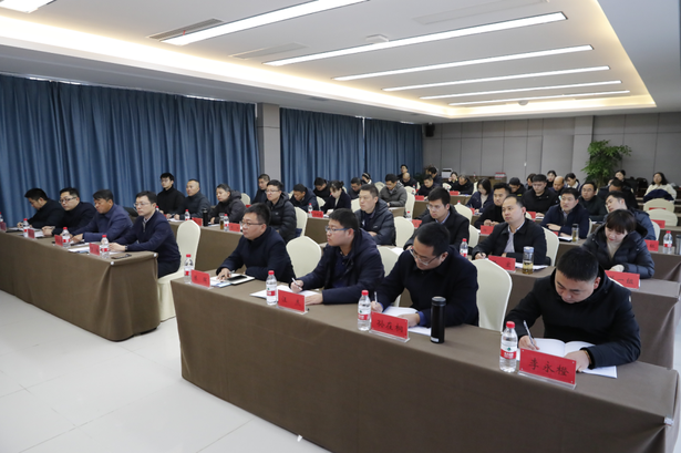 20231211孙志标为2023年县委党校中青年干部主体班学员授“开班第一课”2.png