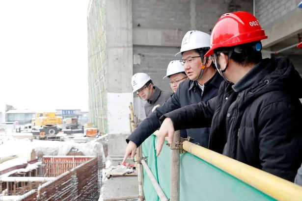 20240202孙志标“四不两直”检查安全生产工作1.jpg