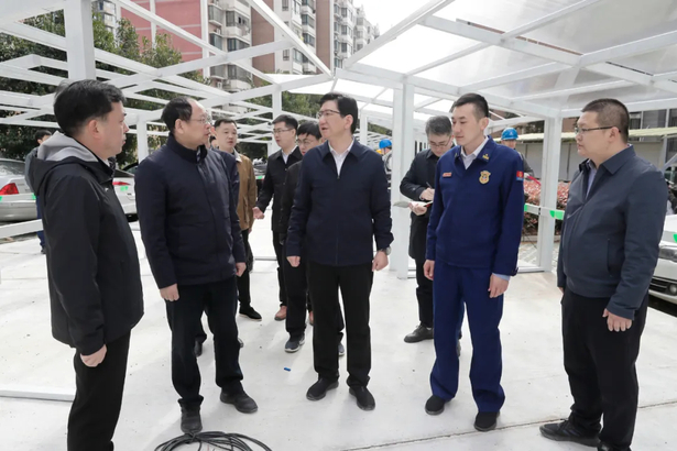 20240404孙志标“四不两直”检查安全生产工作1.jpg