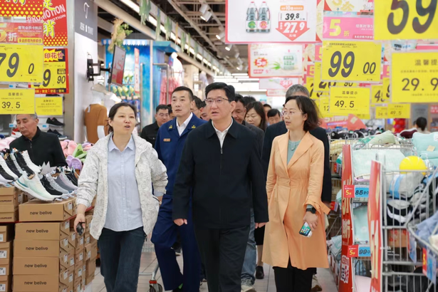 20240501孙志标检查节日期间安全生产和假日消费工作1.png