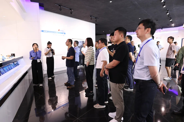 2024-07-05江苏教育界与产业界对话对接系列活动6.jpg