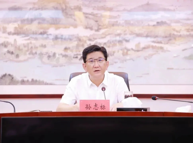 2024-07-17县委常委会会议召开2.jpg