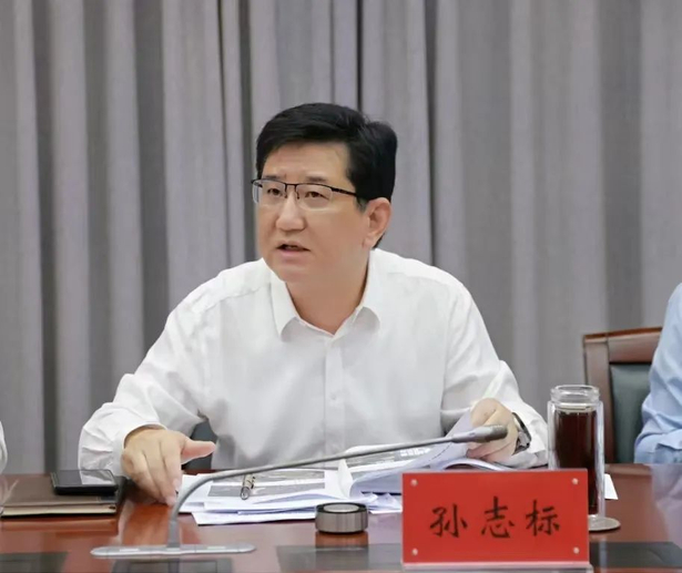 20241013全县耕地保护和土地执法监管推进会召开2.jpg