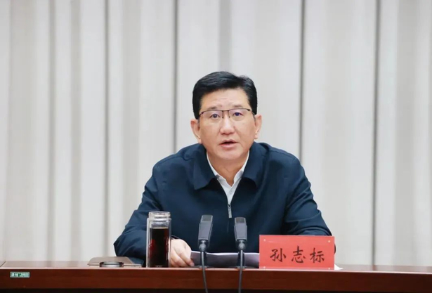 20241122县委常委会（扩大）会议召开2.jpg