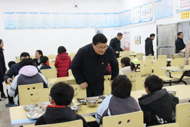 【奋斗2024 幸福温暖四季】之十七：以“质”致远 当好学子“领路人”5.jpg