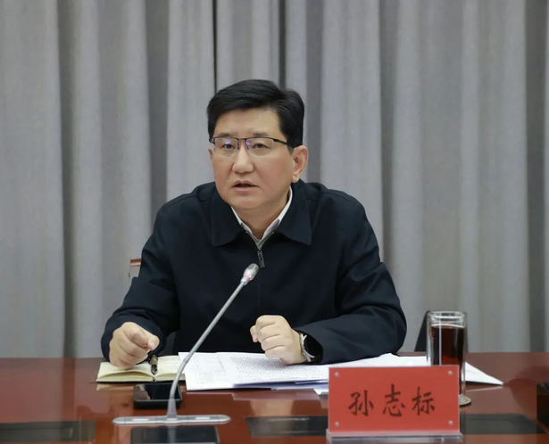 20250228盱眙县召开县中振兴座谈会2.jpg