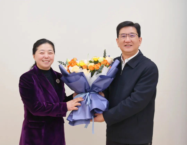 20250315县委理论学习中心组召开学习会 专题学习贯彻习近平总书记重要讲话和全国两会精神3.jpg