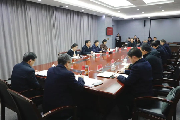 20250228盱眙县召开县中振兴座谈会1.jpg