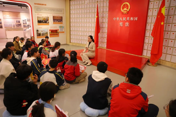 20250403全过程人民民主教育体验馆首场体验活动举行2.jpg