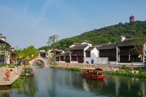 2025盱眙龙虾美食文旅推广季无锡分会场活动启幕15.jpg
