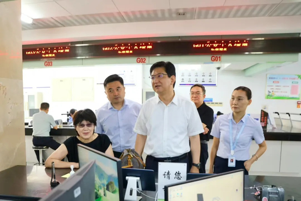 20250708孙志标调研民生领域群众身边不正之风和腐败问题集中整治工作.jpg