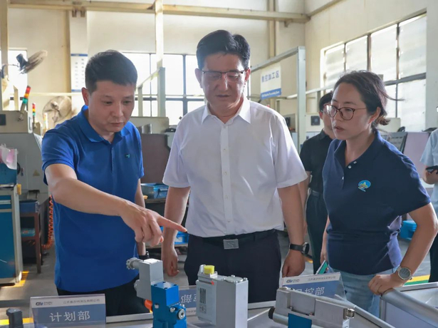 20250703孙志标在推进重大项目建设时强调:铆足干劲 乘势而上 为完成全年目标任务打下坚实基础.jpg 20250703孙志标在推进重大项目建设时强调:铆足干劲 乘势而上 为完成全年目标任务打下坚实基础.jpg