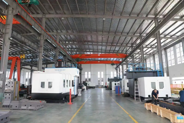 20250831县领导现场推进部分三季度开竣工重点项目建设3.jpg