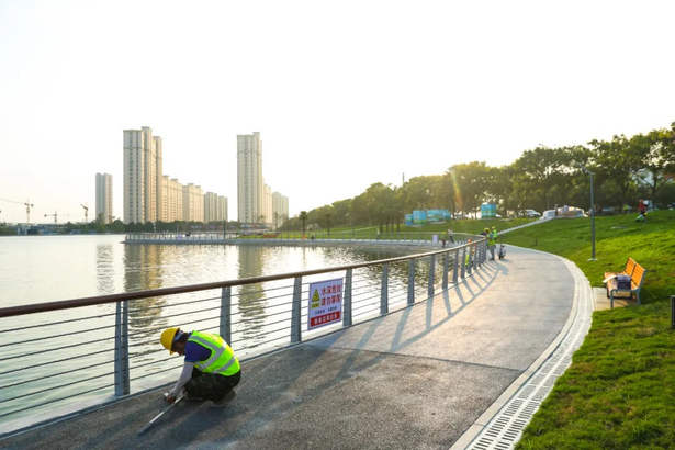 20250906县领导现场推进部分“两重”项目和民生实事项目建设5.jpg