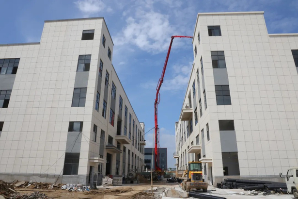 20250910县领导现场推进部分开竣工项目建设7.jpg