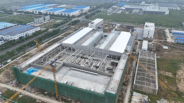20251001孙志标赴在建重点项目现场看望慰问坚守一线建设者2.jpg