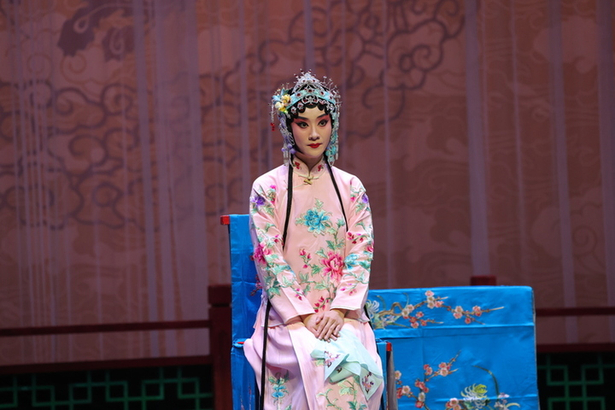 20251012京剧《乌龙院》在盱眙精彩上演获好评3.jpg