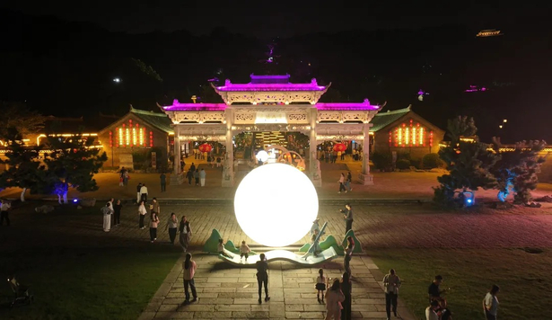 20251001孙志标专题调研夜经济发展情况3.jpg