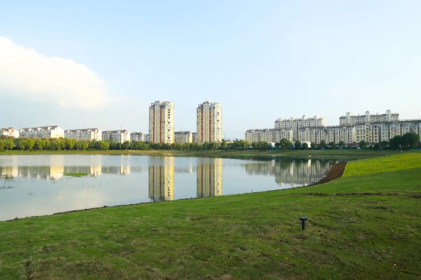 20250930县领导现场推进重点项目建设和节前安全生产工作4.jpg