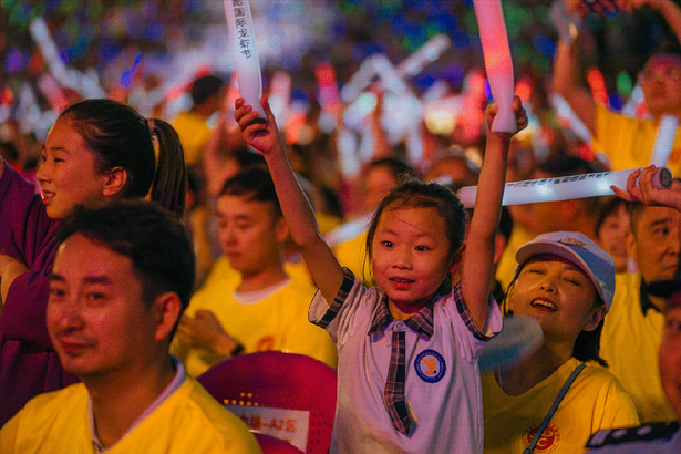 2024-06-12第二十四届盱眙龙虾节开幕5_p4.jpg 2024-06-12第二十四届盱眙龙虾节开幕5_p4.jpg