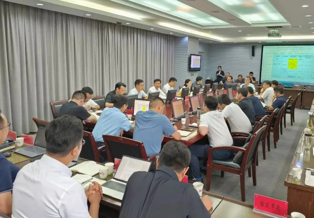 2024-07-27全县项目攻坚暨“一办六组”第十二次推进会召开.jpg