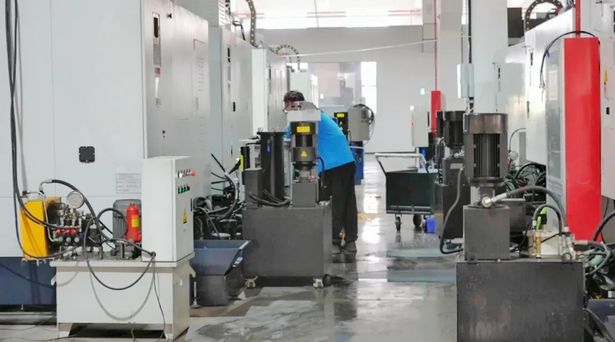 桉屿智能科技全力冲刺四季度2.jpg 桉屿智能科技全力冲刺四季度2.jpg