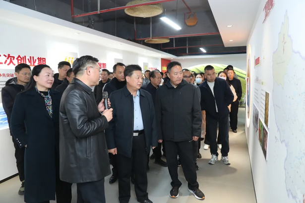 20251212县政协组织开展委员集中视察活动1.jpg 20251212县政协组织开展委员集中视察活动1.jpg