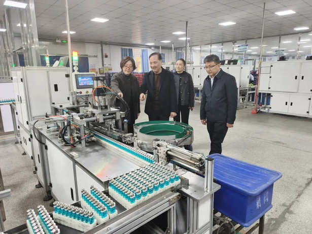 20260117以“走”促发展 以“访”暖企业3.jpg 20260117以“走”促发展 以“访”暖企业3.jpg