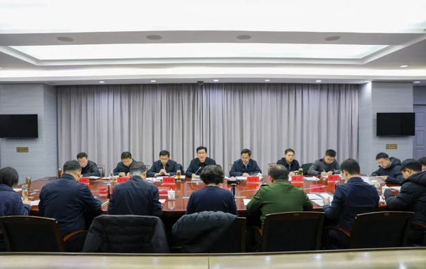 20260208县委常委会召开2025年度民主生活会.jpg 20260208县委常委会召开2025年度民主生活会.jpg